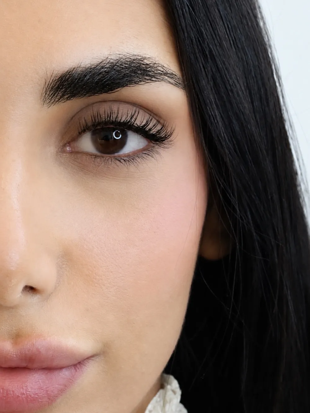 Classic lash extensions in Dubai, one extension per natural lash at AZIZAM beauty salon